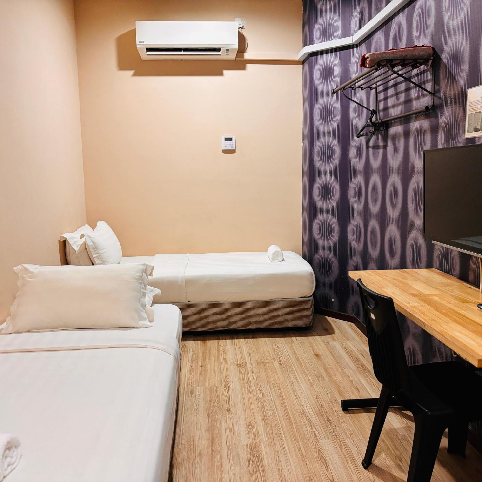 Ada Hotel & Apartment Kuala Terengganu Exteriör bild