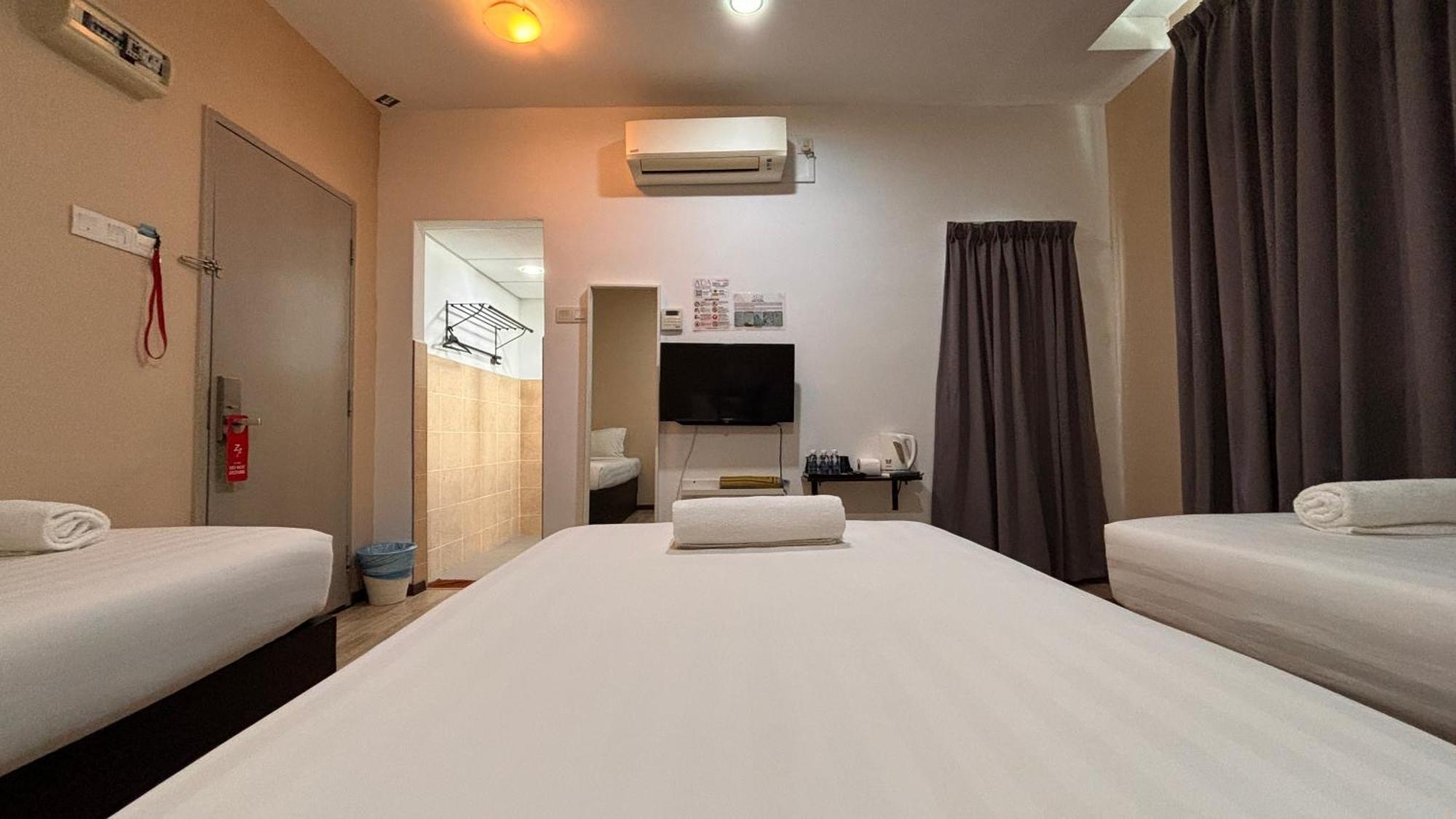 Ada Hotel & Apartment Kuala Terengganu Exteriör bild